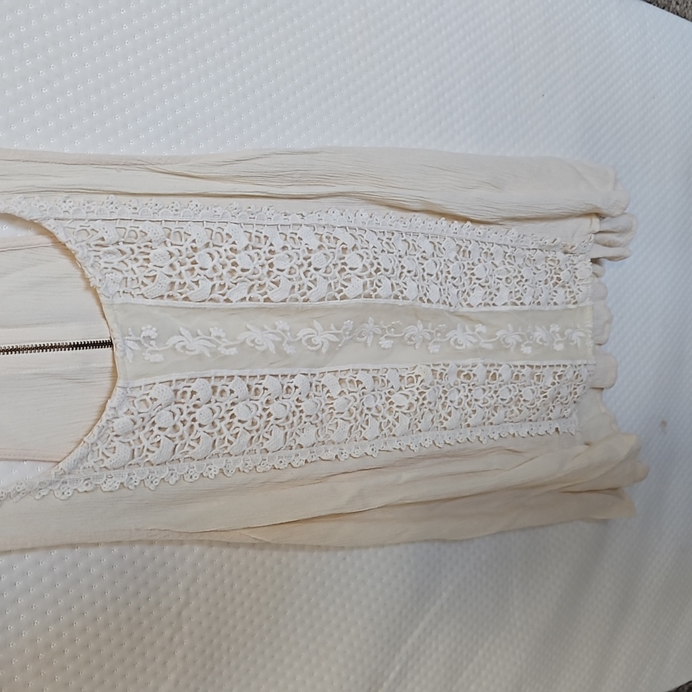 3 for $15 EUC Knox Rose Lace Crochet Racerback Top - Picture 5 of 8